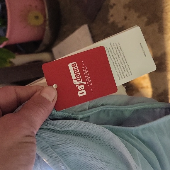 Day Dance dancing outfit.. very cute an beautiful for any lit girl Goin to dance - Picture 4 of 16